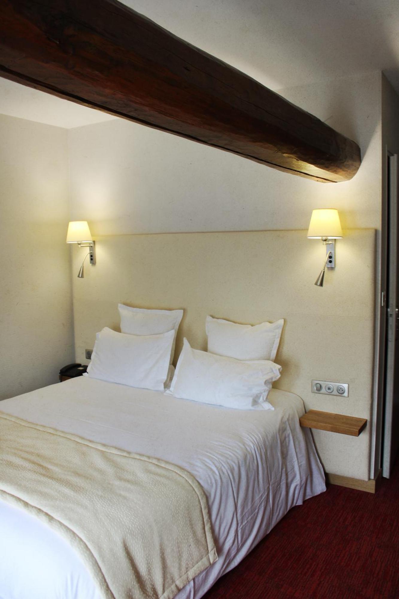 Auberge Du Lac, Sure Hotel Collection By Best Western Mesnil Saint Pere Bagian luar foto