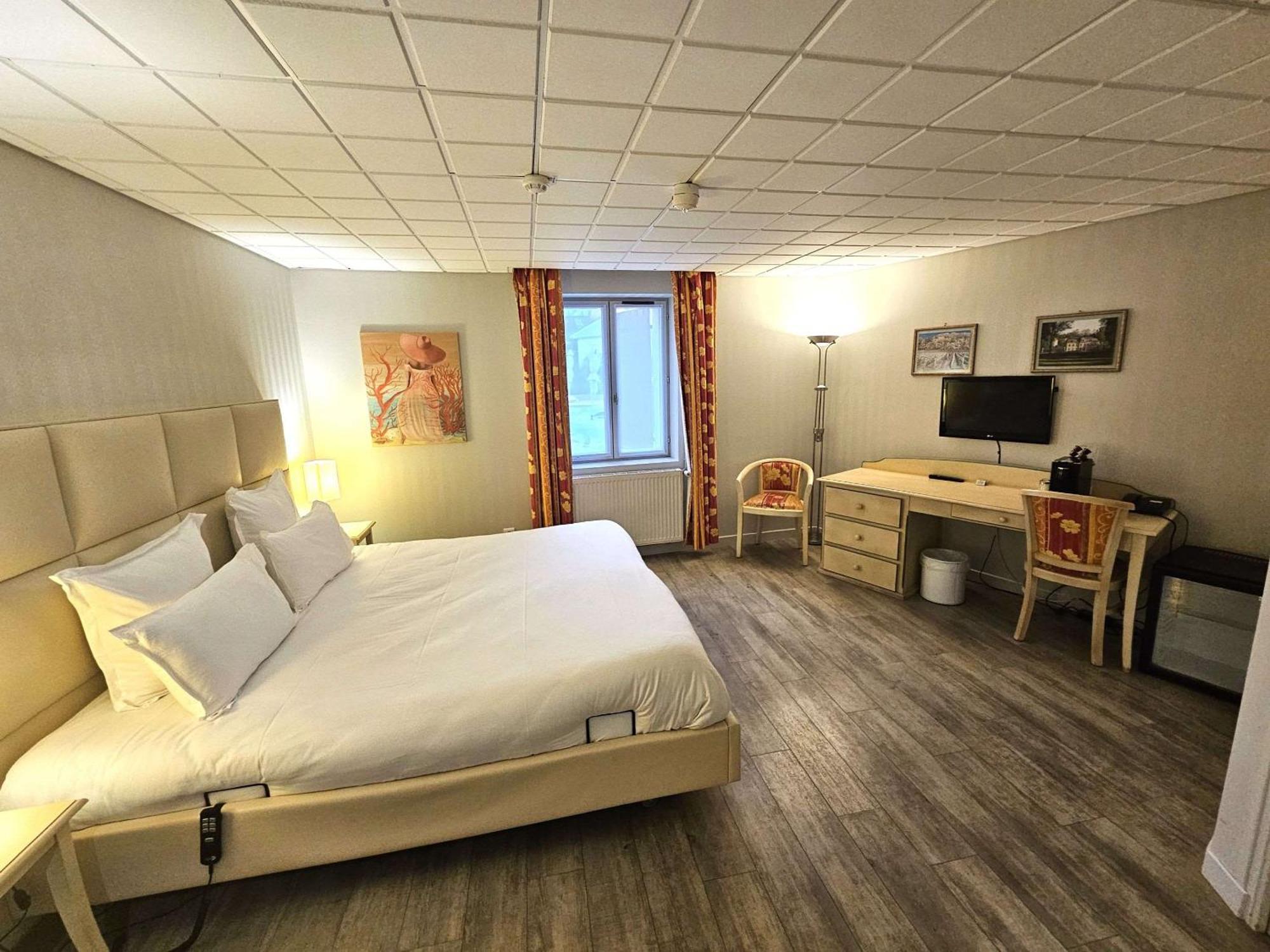 Auberge Du Lac, Sure Hotel Collection By Best Western Mesnil Saint Pere Bagian luar foto